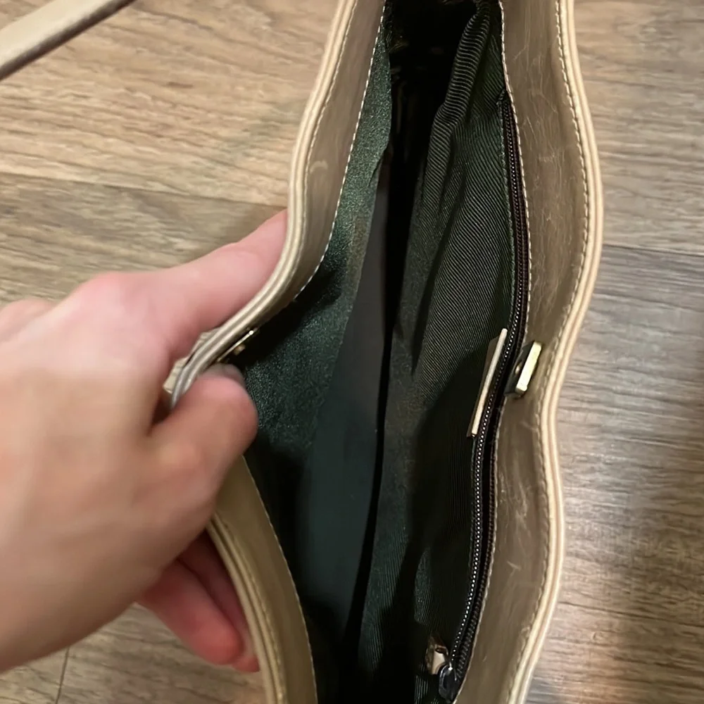 Gucci satchel handbag - Picture 3 of 6